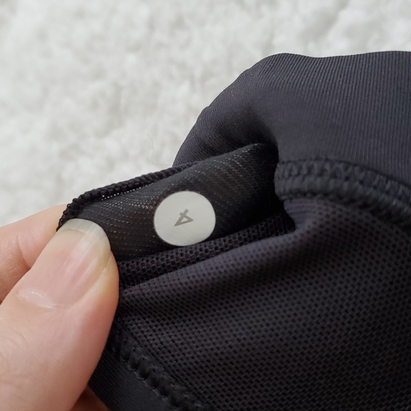 29. Lululemon Rise and Run Purple & Black Sports Bra - Picture 7 of 9